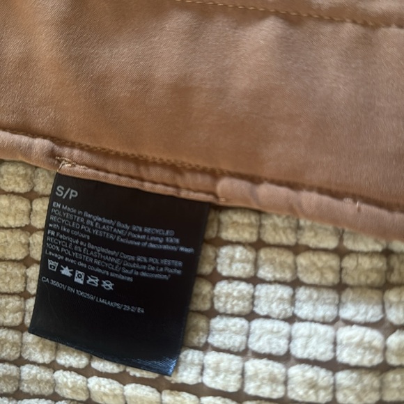 Lululemon Water Repellent Grid Fleece Hiking Vest - Picture 6 of 6